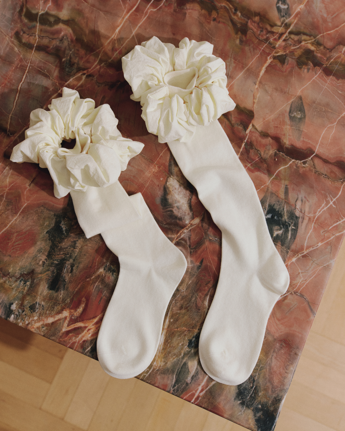 Cashmere stockings butter